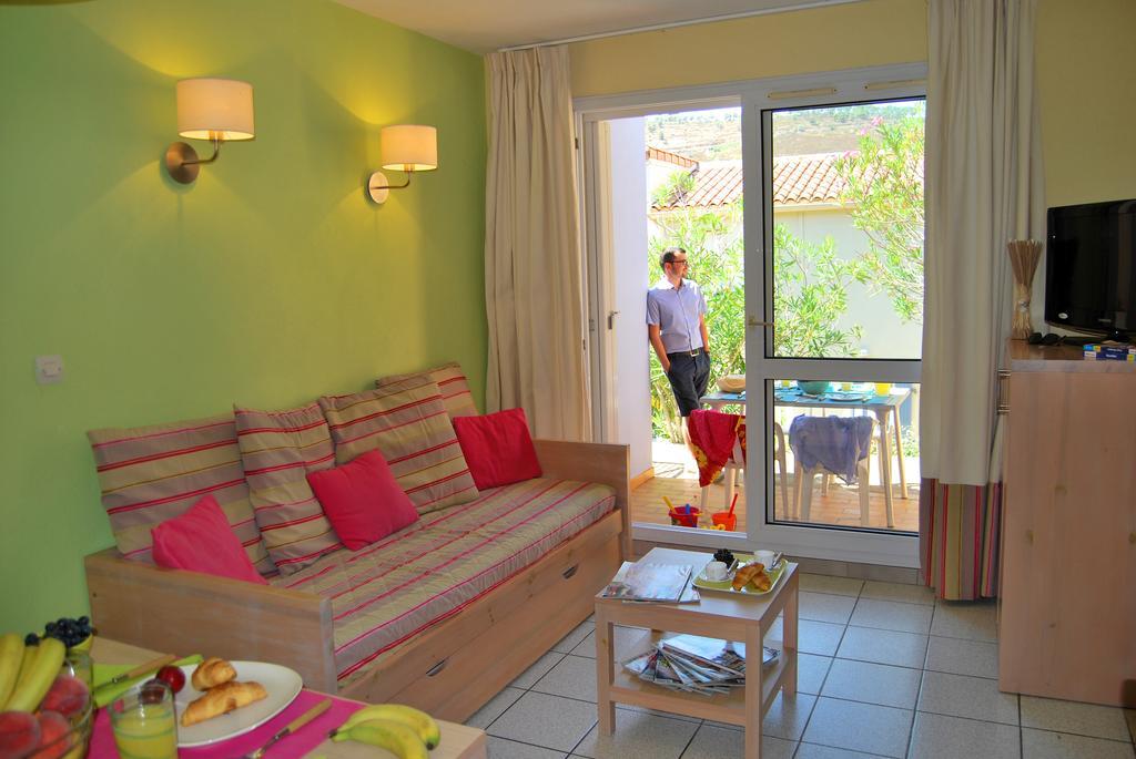 Lagrange Grand Bleu Vacances - Residence Le Village Des Aloes セルベーレ 部屋 写真