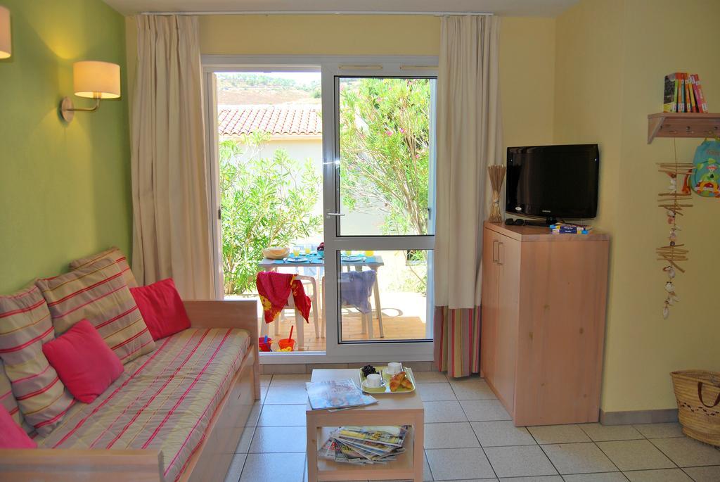 Lagrange Grand Bleu Vacances - Residence Le Village Des Aloes セルベーレ 部屋 写真