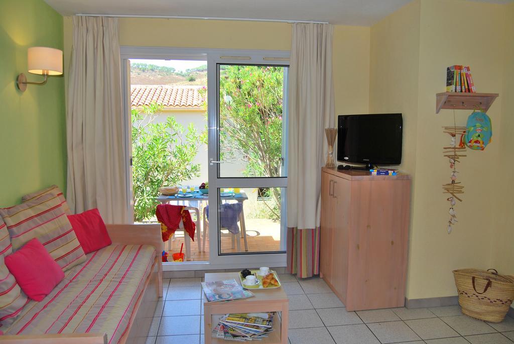 Lagrange Grand Bleu Vacances - Residence Le Village Des Aloes セルベーレ 部屋 写真