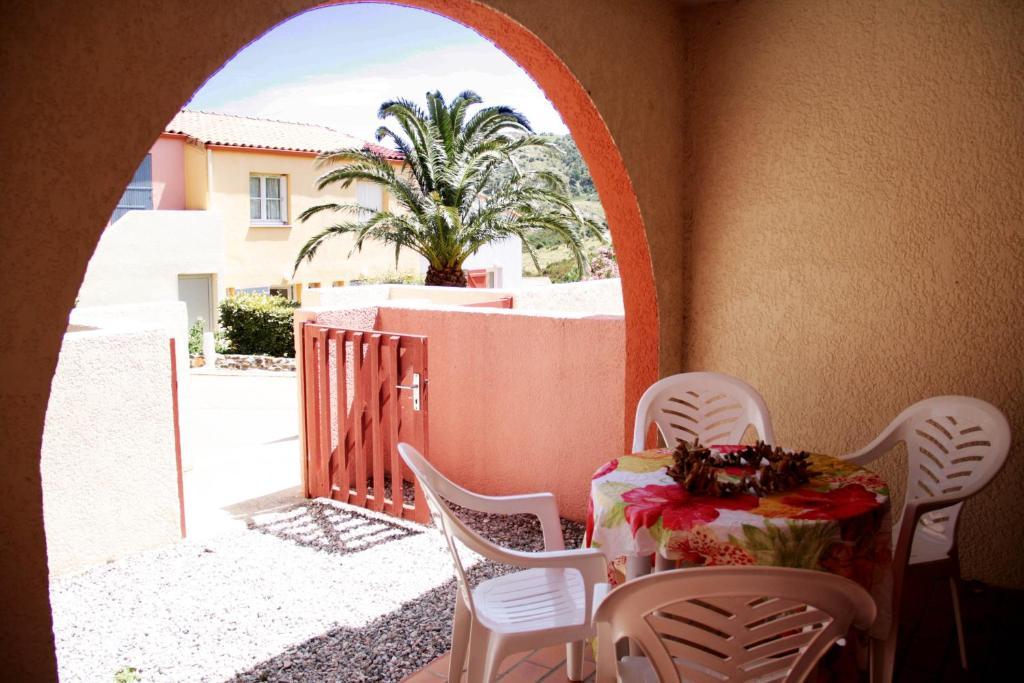 Lagrange Grand Bleu Vacances - Residence Le Village Des Aloes セルベーレ 部屋 写真